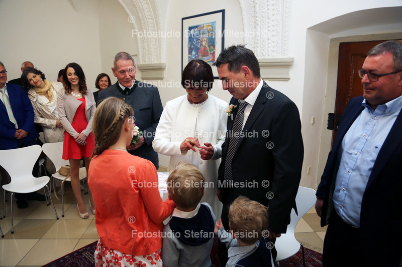 078