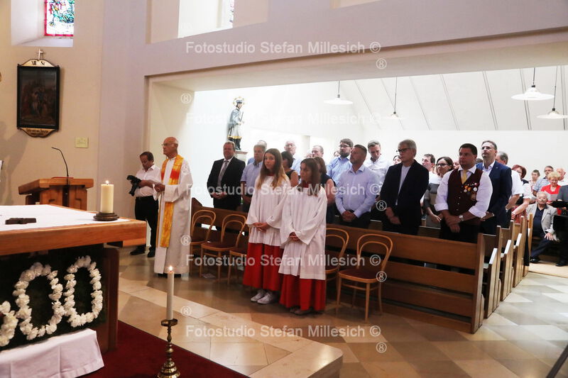 Messe 054