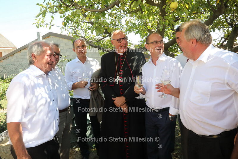 Messe 232