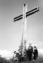 1999.00.00. - 10 - 0362 HH Dollfuskreuz mit Schüler