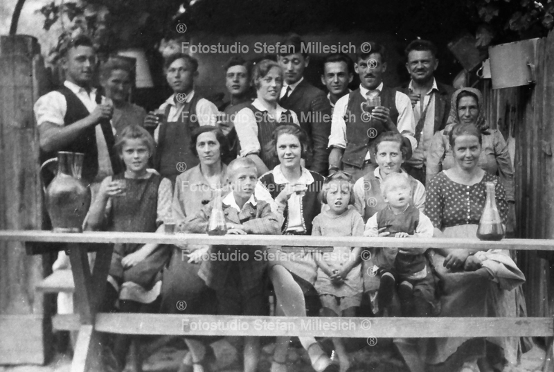 A10c 1933 etwa Fam Leberl StGeorgen