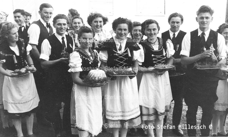 Erntedankfest St.Georgen ca 1952